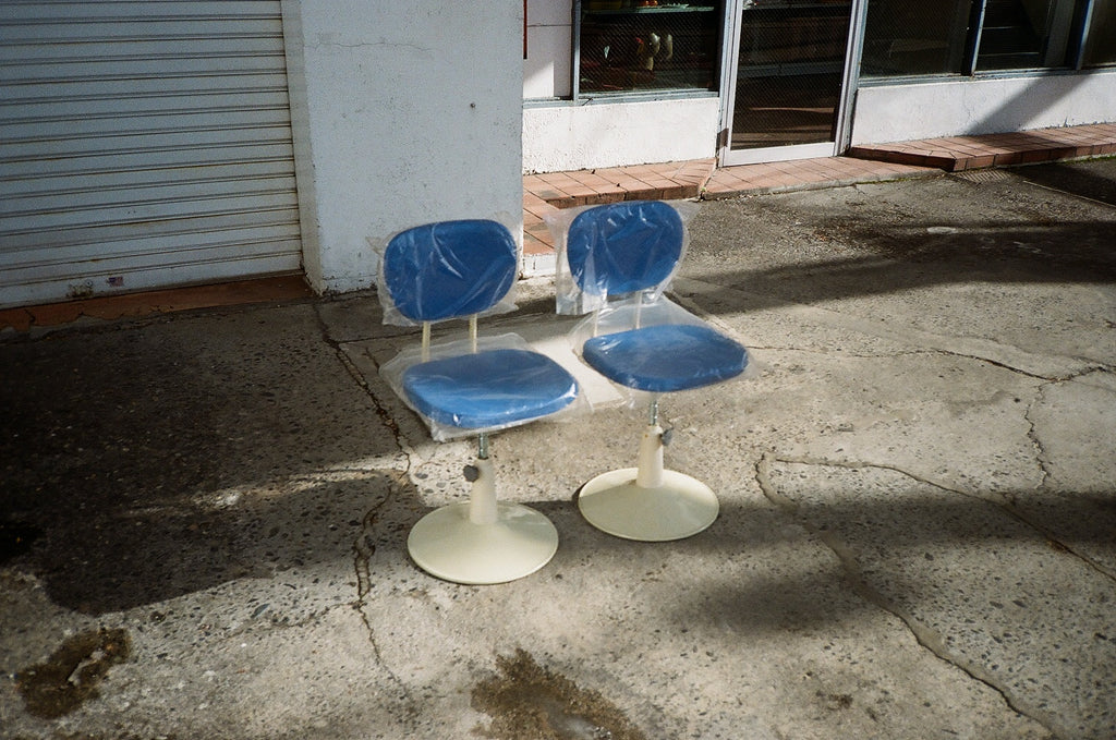 PSU_CH014_Trumpet base work chair_BLUE