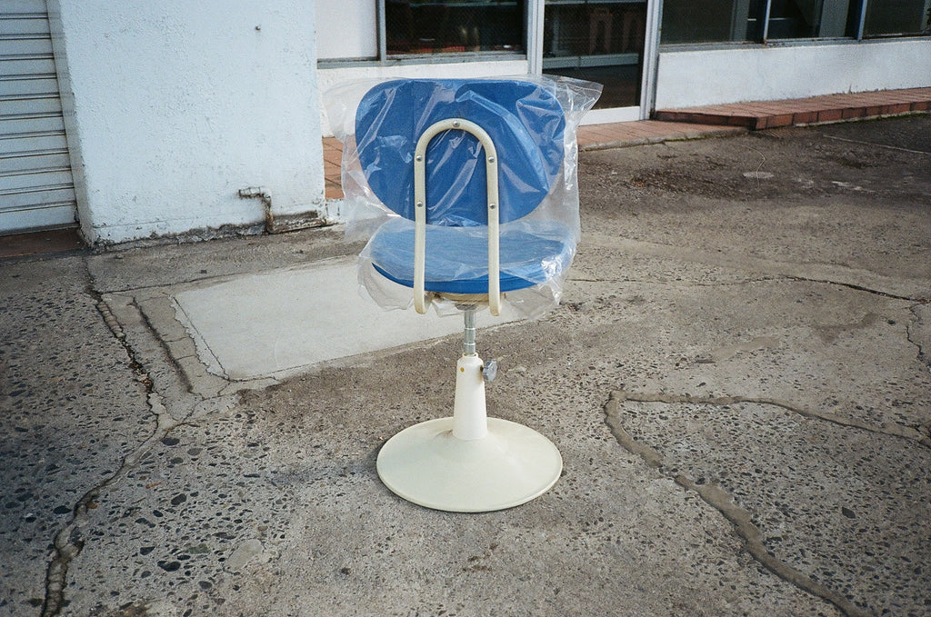 PSU_CH014_Trumpet base work chair_BLUE