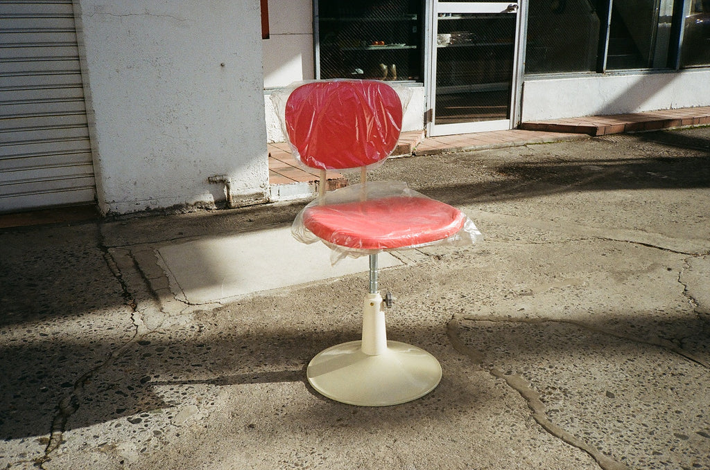 PSU_CH013_Trumpet base work chair_RED