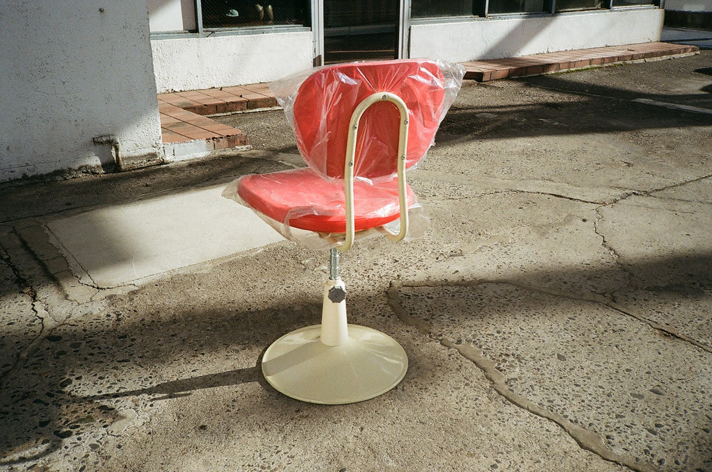 PSU_CH013_Trumpet base work chair_RED