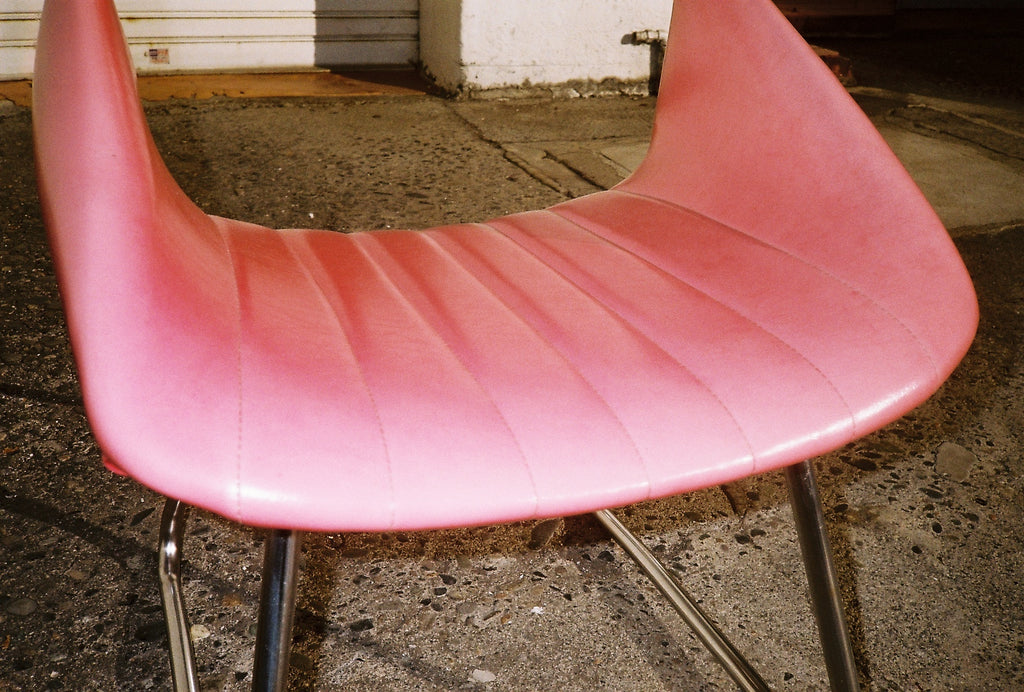 PSU-LC002_Pink lounge chair