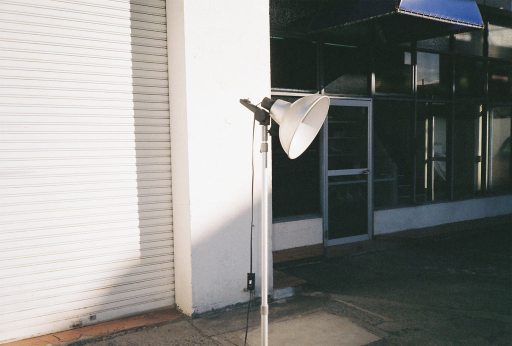 PSU-LG003_Tripod stand light