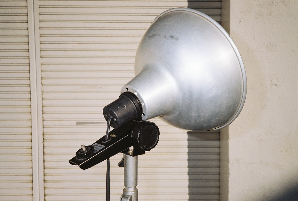 PSU-LG003_Tripod stand light